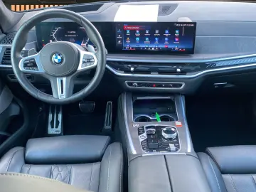 BMW X7 M60  M SportPro SkyLounge H&K
