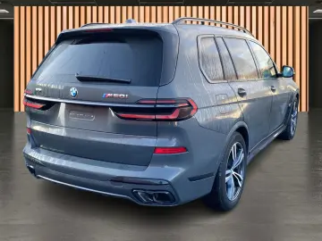 BMW X7 M60  M SportPro SkyLounge H&K