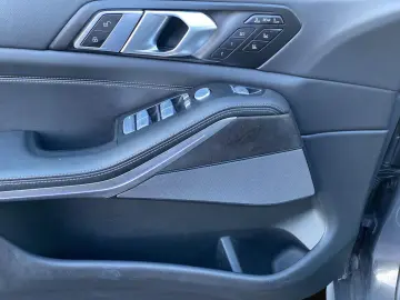 BMW X7 M60  M SportPro SkyLounge H&K