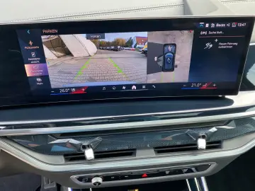 BMW X5 xDrive 30d M Sport SkyLounge