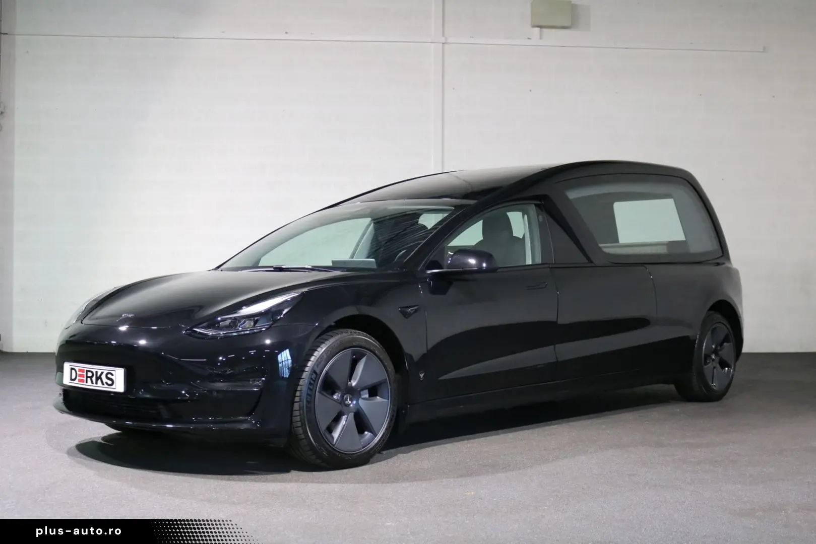TESLA Hearse 3 Bestattungswagen Leichenwagen