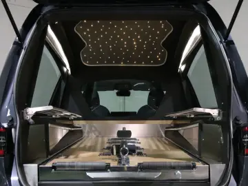 TESLA Hearse 3 Bestattungswagen Leichenwagen