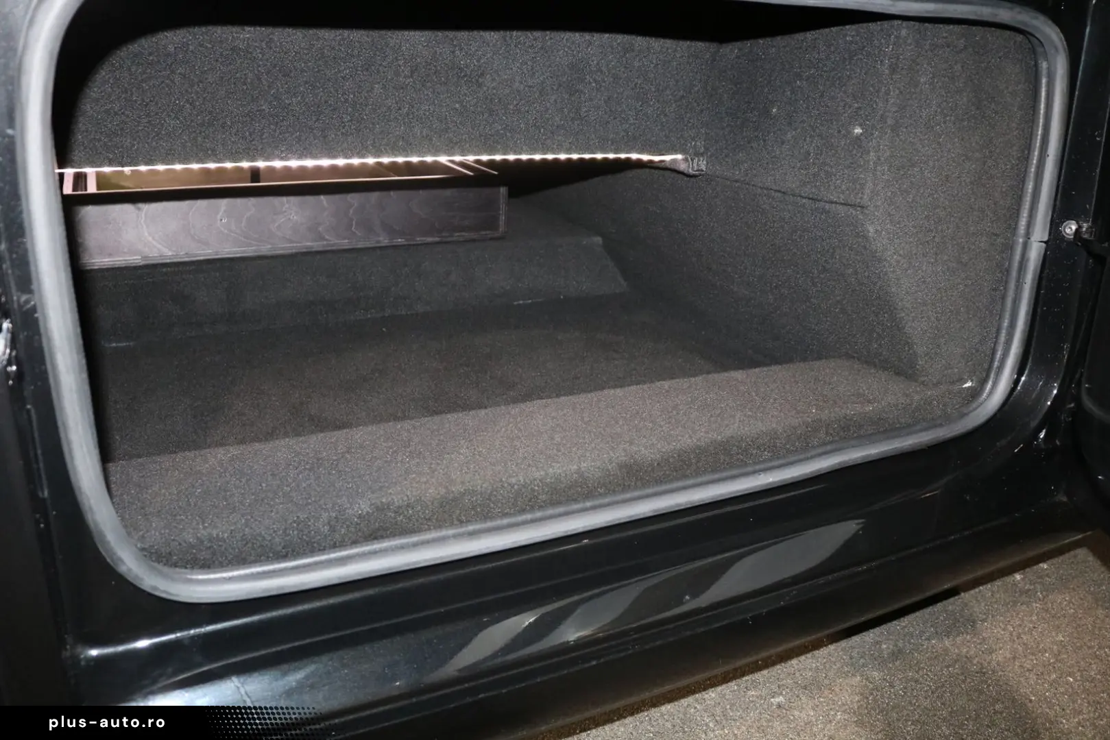 TESLA Hearse 3 Bestattungswagen Leichenwagen