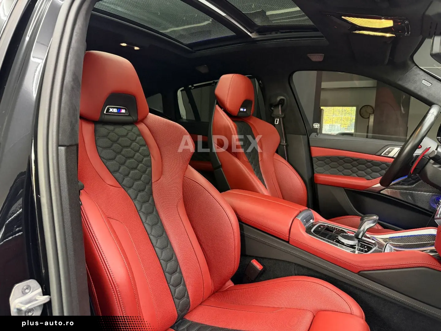 BMW X6 M Comp B&W SKYLOUNGE CARBON MASSAGE SOFT KEY