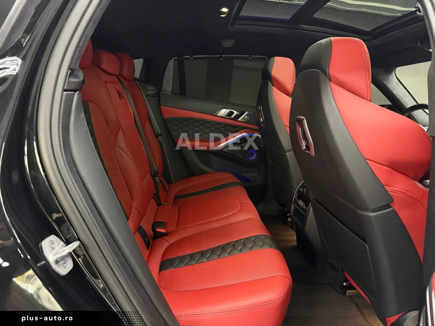 BMW X6 M Comp B&W SKYLOUNGE CARBON MASSAGE SOFT KEY