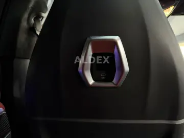 BMW X6 M Comp B&W SKYLOUNGE CARBON MASSAGE SOFT KEY