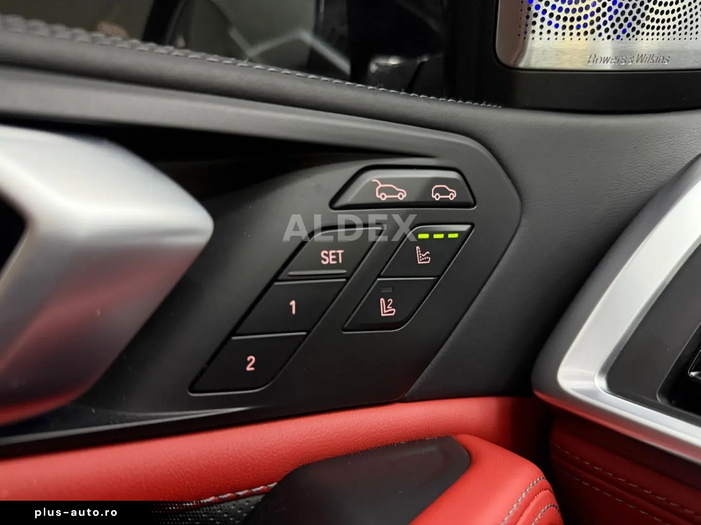 BMW X6 M Comp B&W SKYLOUNGE CARBON MASSAGE SOFT KEY