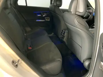 MERCEDES-BENZ GLC 200 4M Coupé AMG Pano Standh Burm HUD AHK