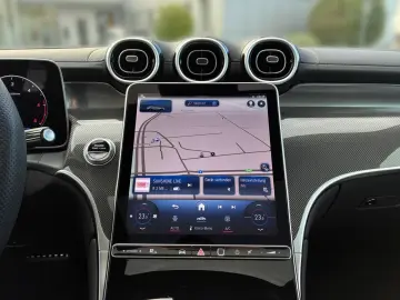 MERCEDES-BENZ GLC 300 d 4MATIC Coupé AMG AHK Pano Easy-P 360