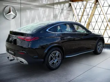 MERCEDES-BENZ GLC 300 d 4MATIC Coupé AMG AHK Pano Easy-P 360