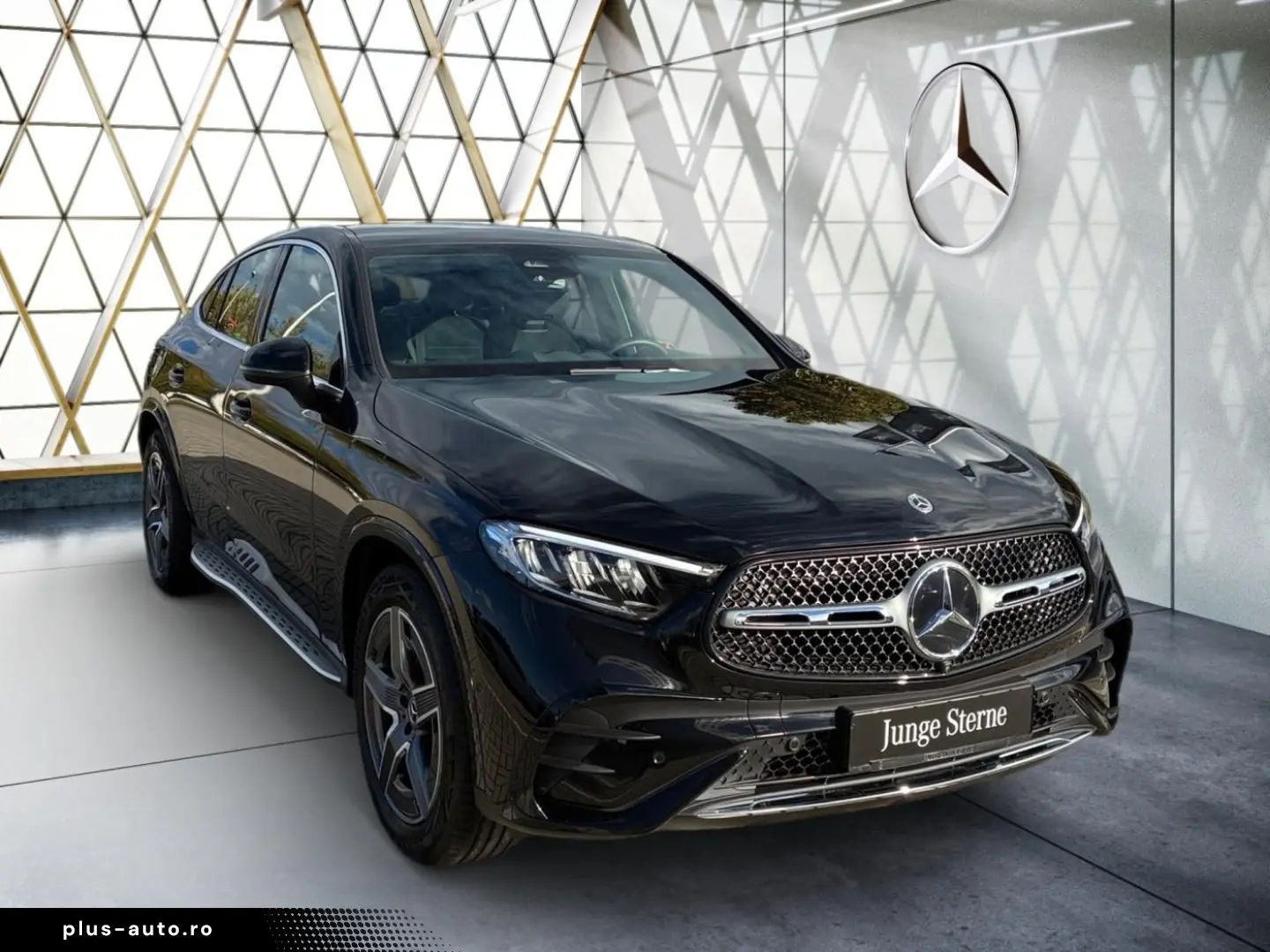 MERCEDES-BENZ GLC 300 d 4MATIC Coupé AMG AHK Pano Easy-P 360