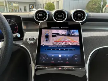 MERCEDES-BENZ GLC 300 d 4MATIC Coupé AMG AHK Pano Easy-P 360