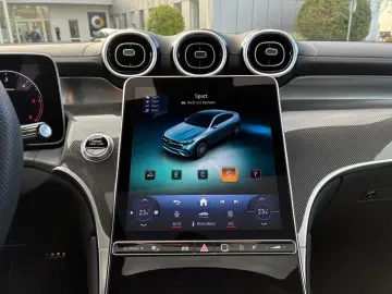 MERCEDES-BENZ GLC 300 d 4MATIC Coupé AMG AHK Pano Easy-P 360