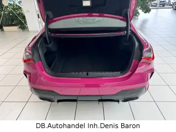 BMW M440i xD Coupé LED HUD Kamera Ledere Navi SHZ H&