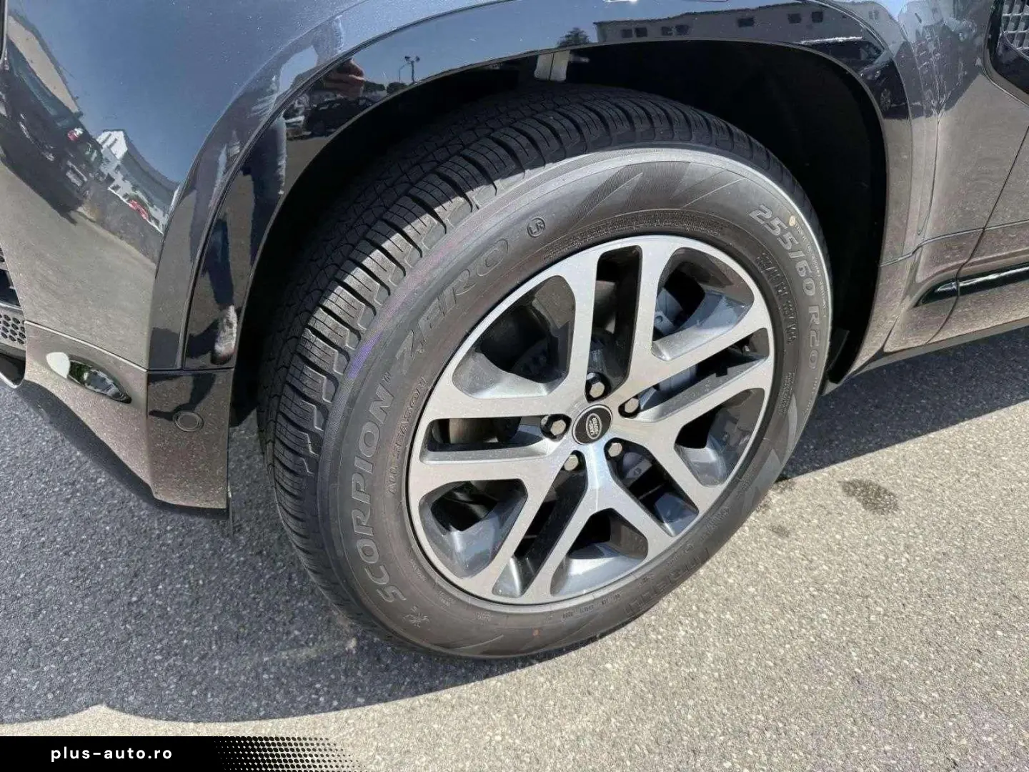 LAND ROVER Defender 110 D300 X-Dynamic HSE 7 Sitz BLACKPACK