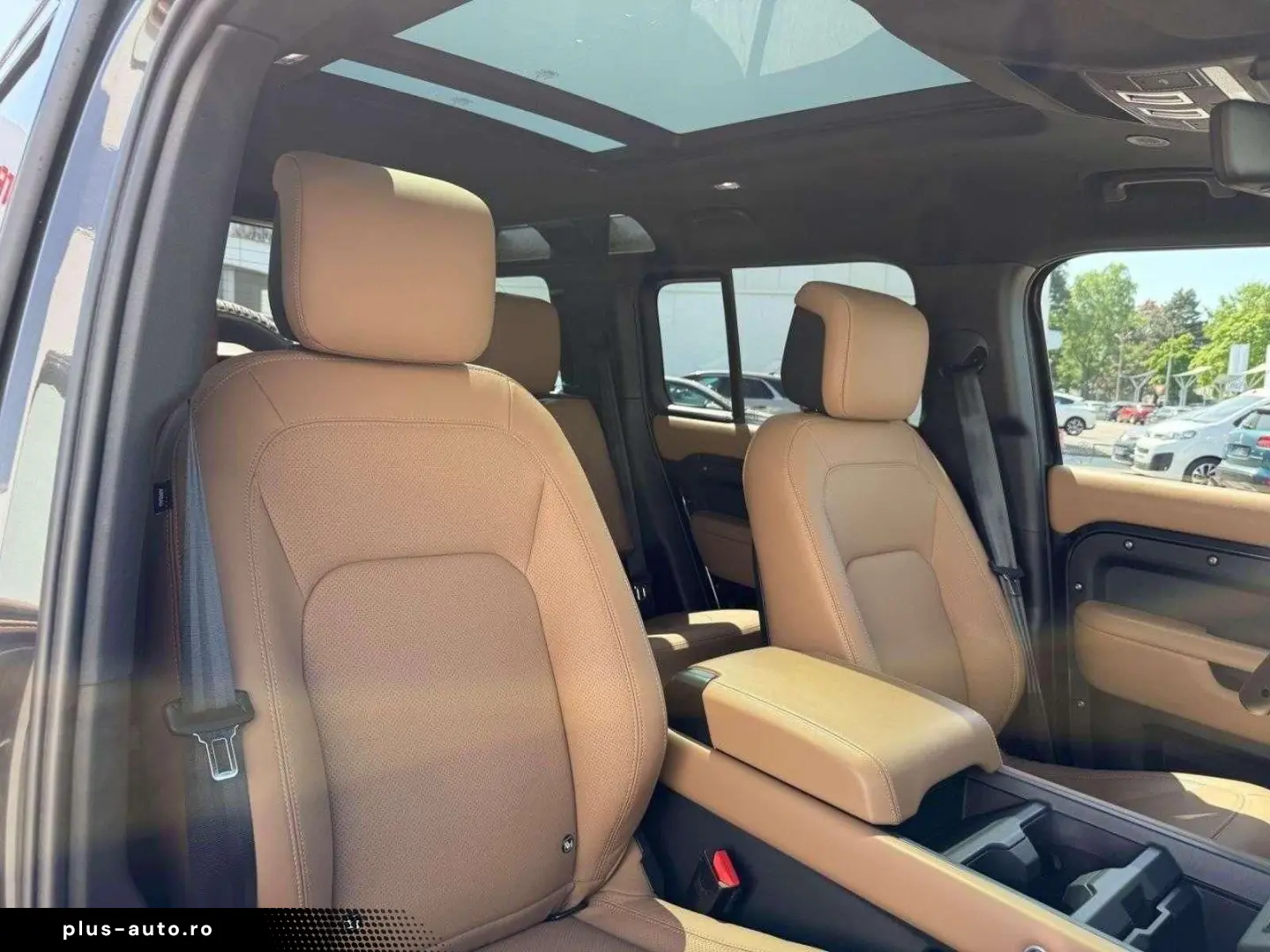 LAND ROVER Defender 110 D300 X-Dynamic HSE 7 Sitz BLACKPACK