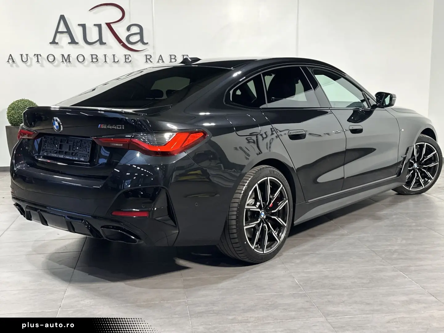 BMW M440i Gran Coupé xDrive NAV LED HEAD-UP AHK 19ZO