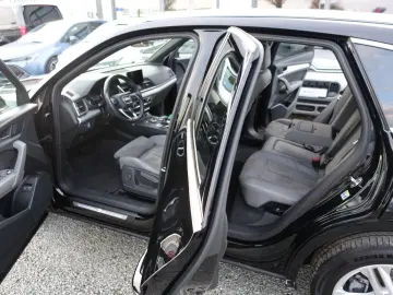 AUDI Q5 2.0 TFSI e quattro S-Line Aut.LED APP DAB NAV