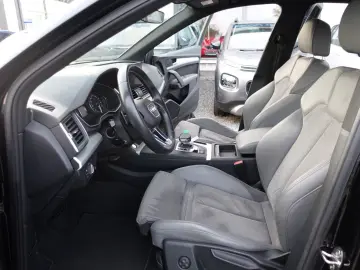 AUDI Q5 2.0 TFSI e quattro S-Line Aut.LED APP DAB NAV