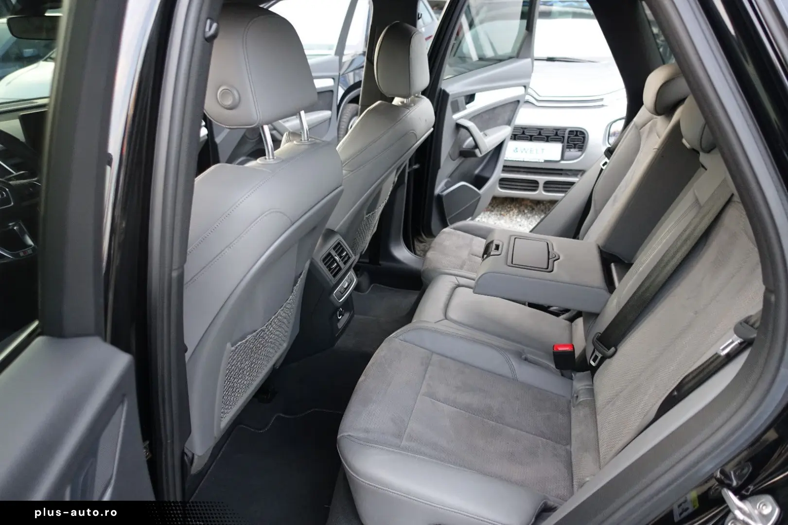 AUDI Q5 2.0 TFSI e quattro S-Line Aut.LED APP DAB NAV