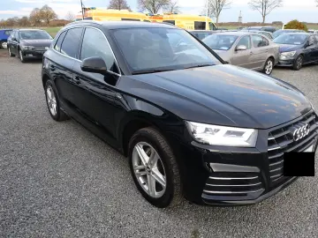 AUDI Q5 2.0 TFSI e quattro S-Line Aut.LED APP DAB NAV