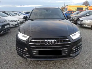 AUDI Q5 2.0 TFSI e quattro S-Line Aut.LED APP DAB NAV