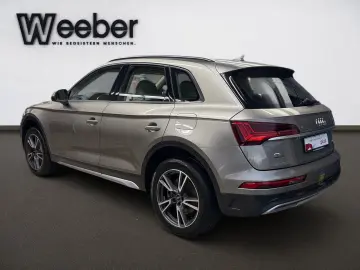 AUDI Q5 quattro HYBRID