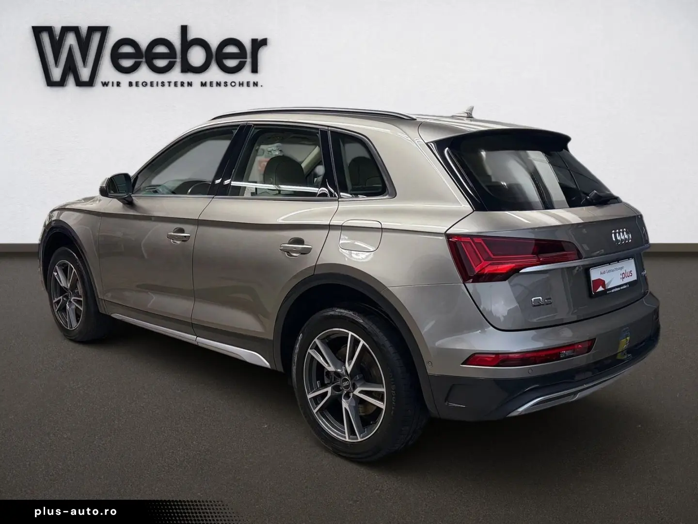 AUDI Q5 quattro HYBRID