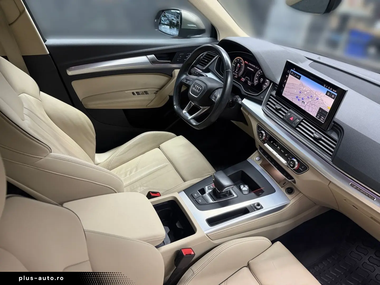 AUDI Q5 quattro HYBRID