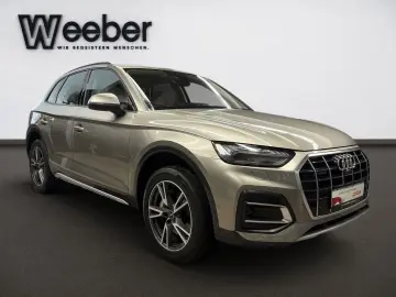 AUDI Q5 quattro HYBRID