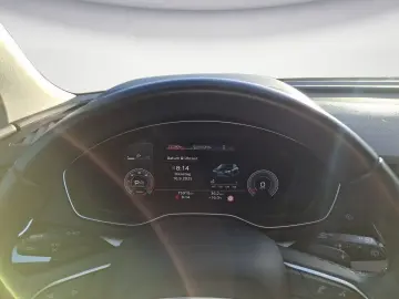 AUDI Q5 40 TDI quattro S tronic S line
