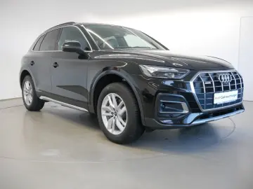 AUDI Q5 40 TDI quattro S tronic advanced