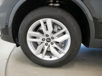 AUDI Q5 40 TDI quattro S tronic advanced