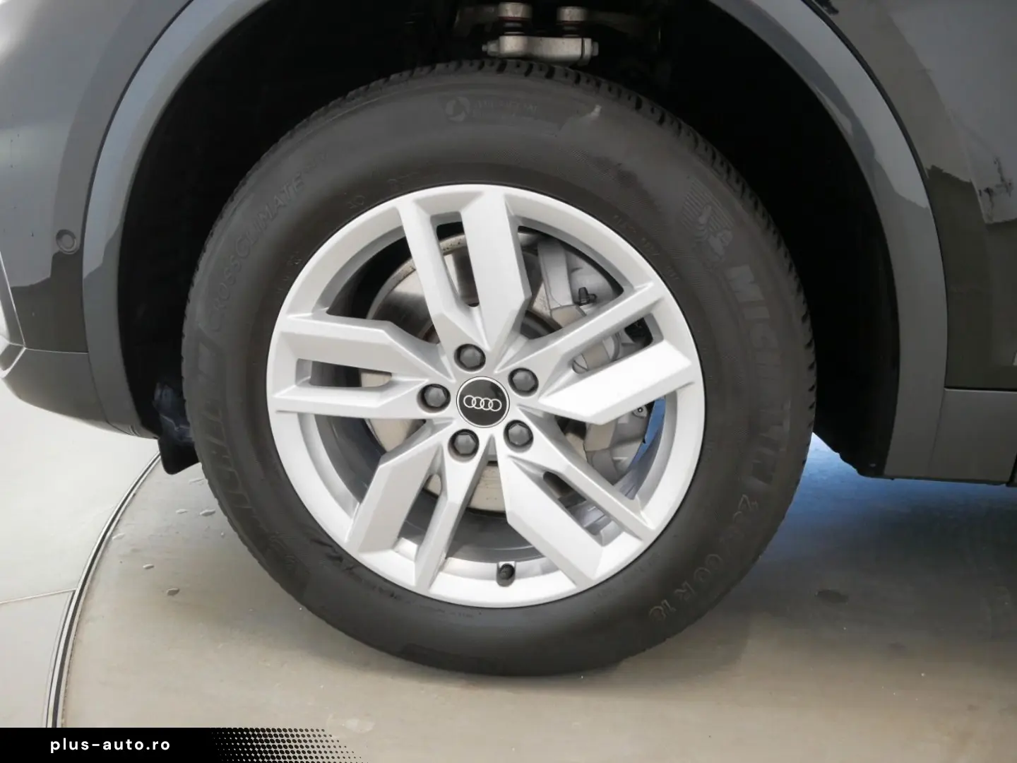 AUDI Q5 40 TDI quattro S tronic advanced