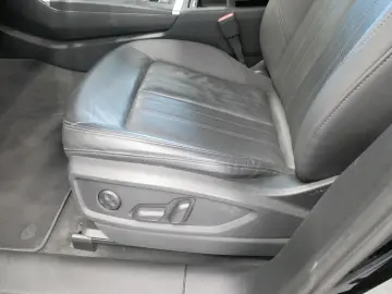 AUDI Q5 40 TDI quattro S tronic advanced