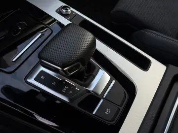 AUDI Q5 40 TDI Q 2x S LINE