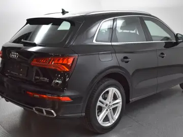 AUDI Q5 55 TFSIe Quatt Sport S LINE NAVI LED ACC