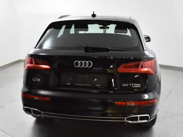 AUDI Q5 55 TFSIe Quatt Sport S LINE NAVI LED ACC