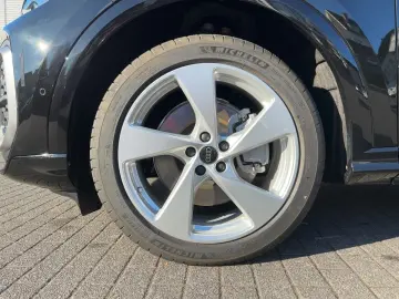 AUDI Q5 SUV TDI quattro  S tronic