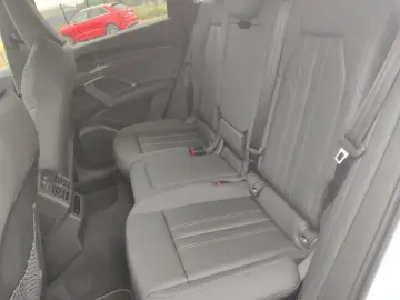 AUDI Q5 SUV  TDI quattro S tronic