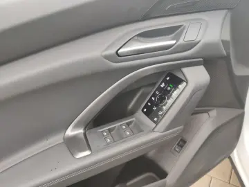 AUDI Q5 SUV  TDI quattro S tronic