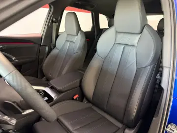 AUDI Q5 S-Line 2.0 TDI quattro