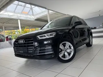 AUDI Q5 55 TFSI e Sport S-Line Alcantara Virtual LED