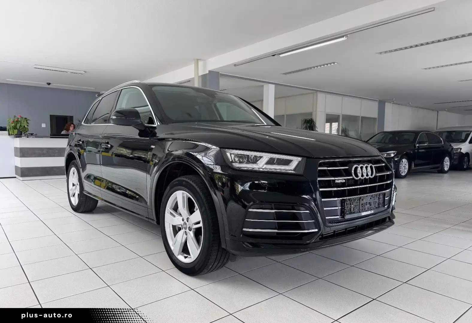 AUDI Q5 55 TFSI e Sport S-Line Alcantara Virtual LED