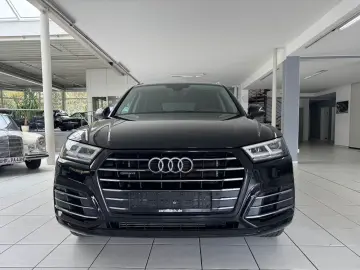AUDI Q5 55 TFSI e Sport S-Line Alcantara Virtual LED