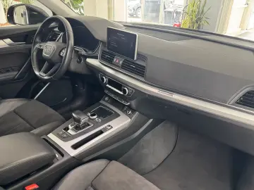 AUDI Q5 55 TFSI e Sport S-Line Alcantara Virtual LED