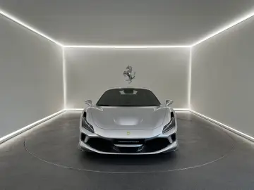 FERRARI F8 Spider   Argento Nurburgring   Ferrari Approv