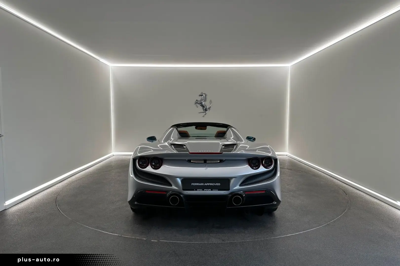 FERRARI F8 Spider   Argento Nurburgring   Ferrari Approv