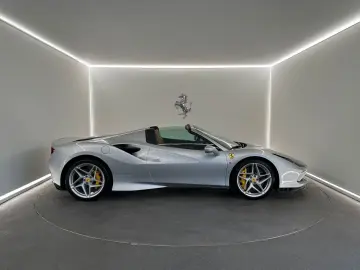 FERRARI F8 Spider   Argento Nurburgring   Ferrari Approv