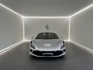 FERRARI F8 Spider   Argento Nurburgring   Ferrari Approv